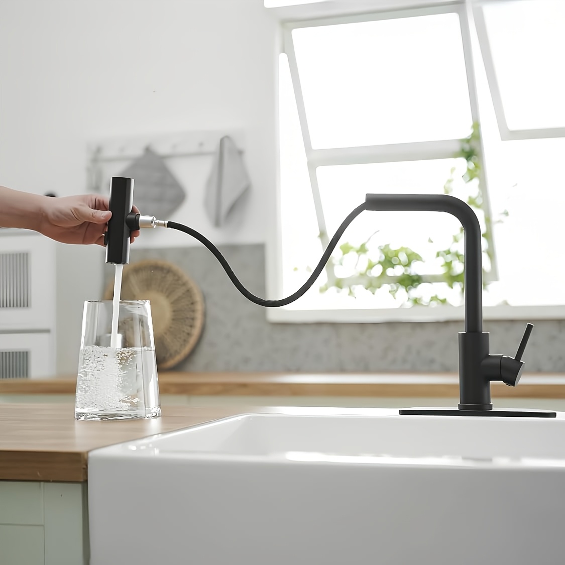 1 PC สีดําก๊อกน้ําห้องครัวดึงส - Commercial Kitchen Taps บทวิจารณ์และราคา